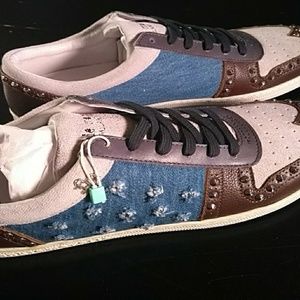 New with tags, shoes